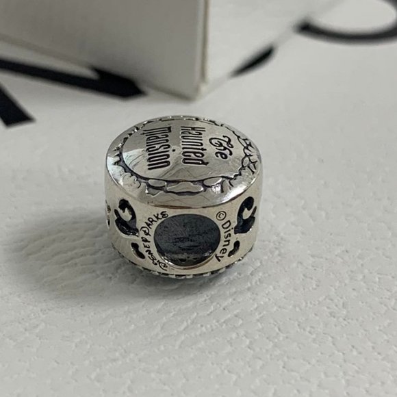 Pandora Charm The Haunted Mansion Madam Leota - Picture 7 of 7